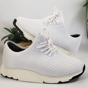 Axis White Stabilizing Walking Mesh Lace-up Sneaker NEW sz US 5 EU 36